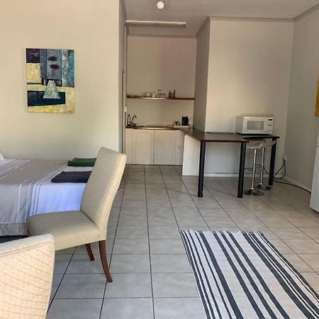 Le Grec Wine Tram Apartment Franschhoek Extérieur photo